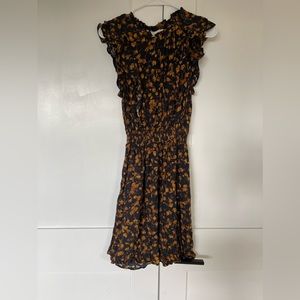 Medium Universal Thread dress